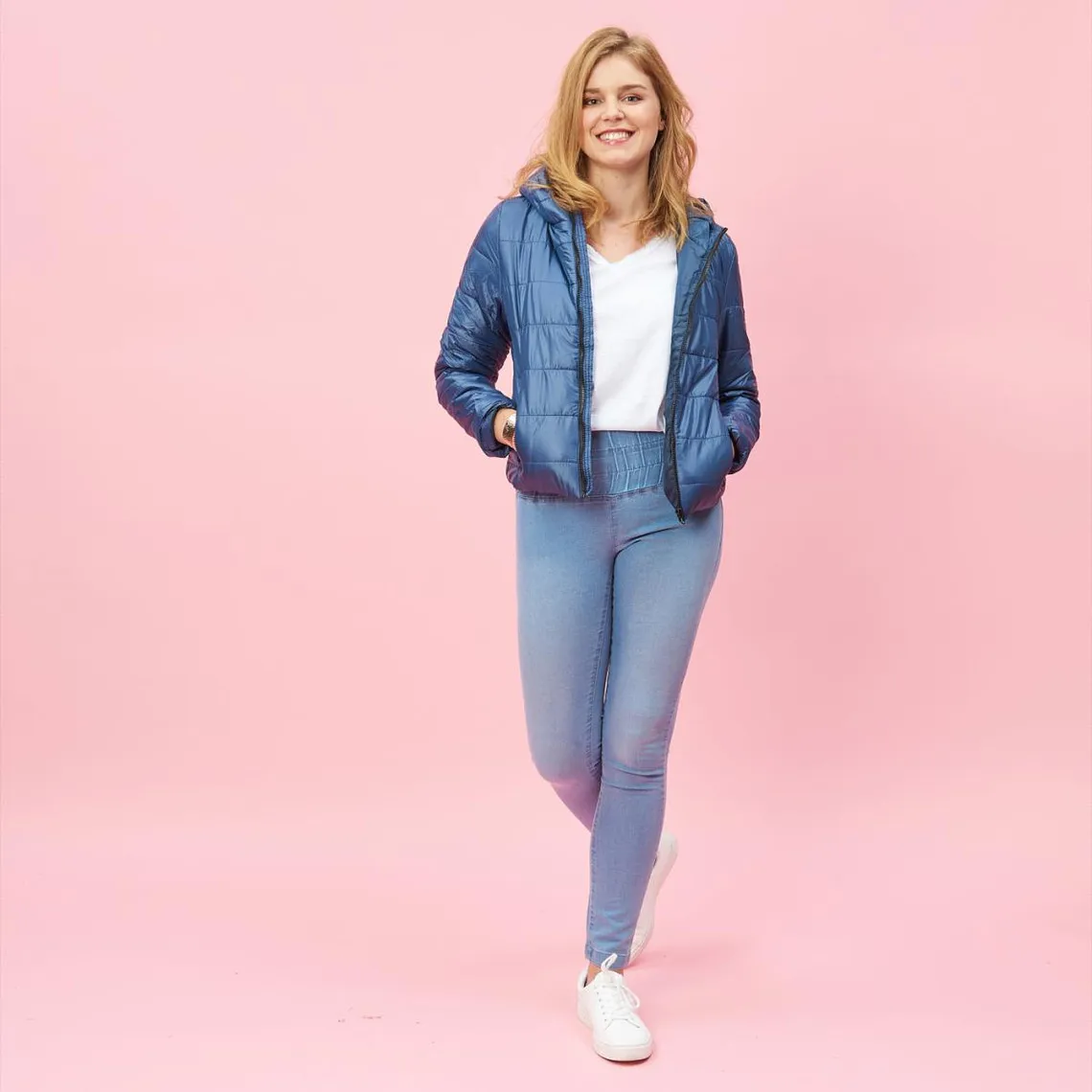 Anorak matelassé zippé à capuche et poches manches longues femme - Bleu Indigo | 3 Suisses