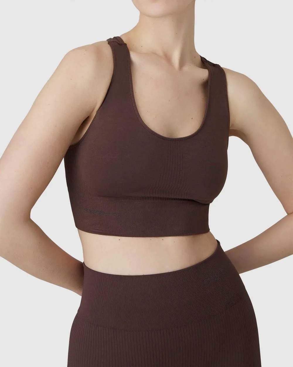 Brassière de sport en matière recyclée | marron "wilma soft bra brown" Black femme