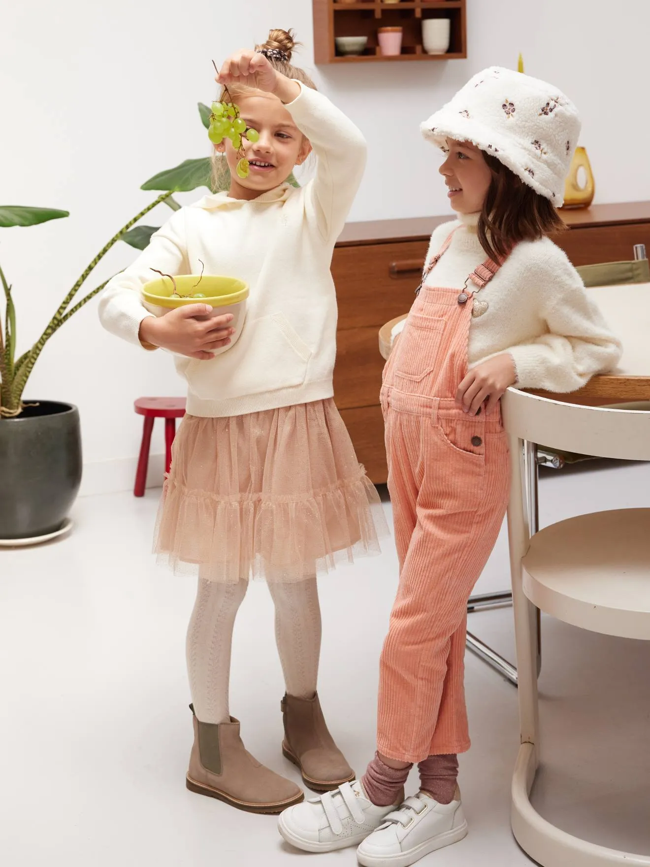 Salopette en velours côtelé fille pêche - Vertbaudet